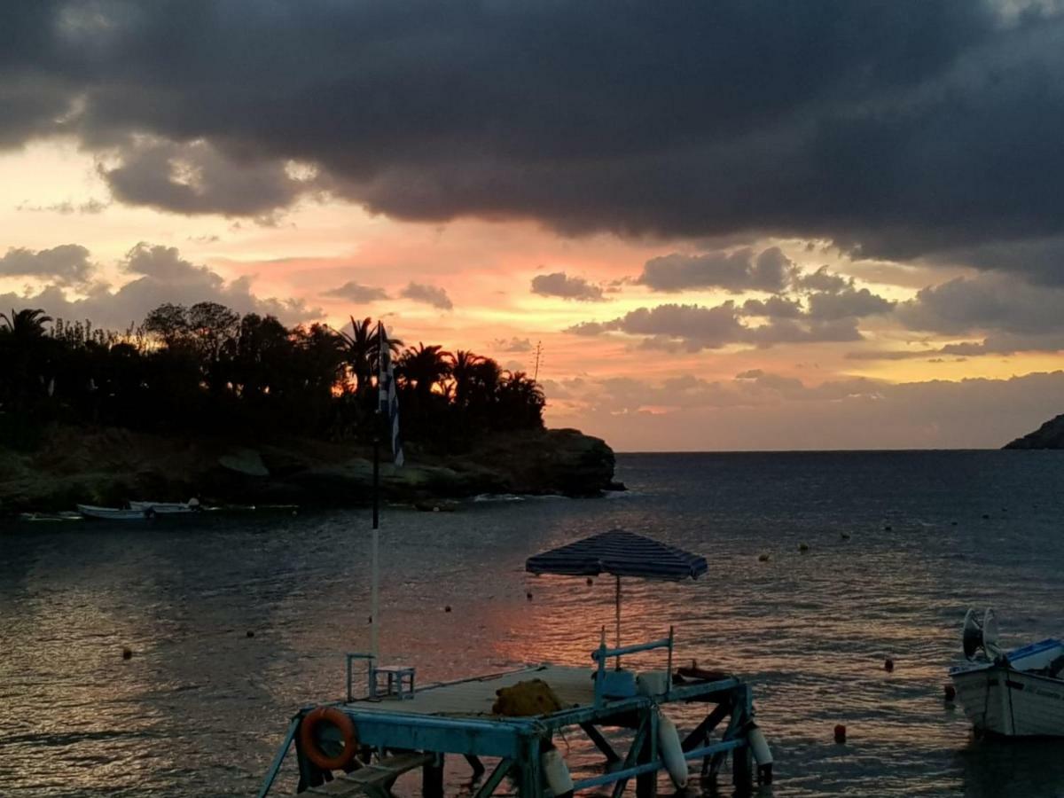 Komissa΄S Beach House Agia Pelagia Dış mekan fotoğraf